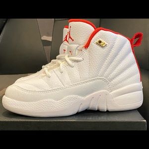 Kids JORDAN 12 RETRO sneakers